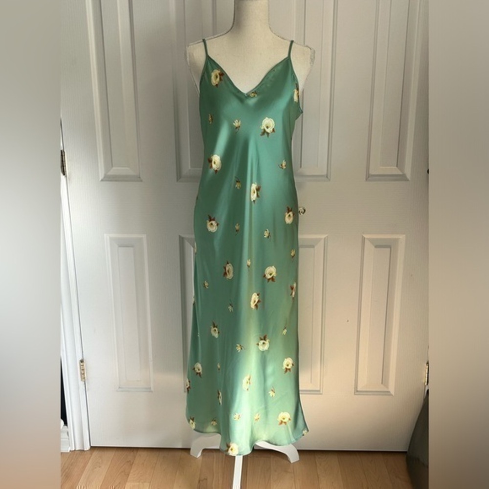 🎊 Host Pick 🎊 NWOT ZARA Green Sleeveless Maxi Dress, Yellow Flowers, Size Med